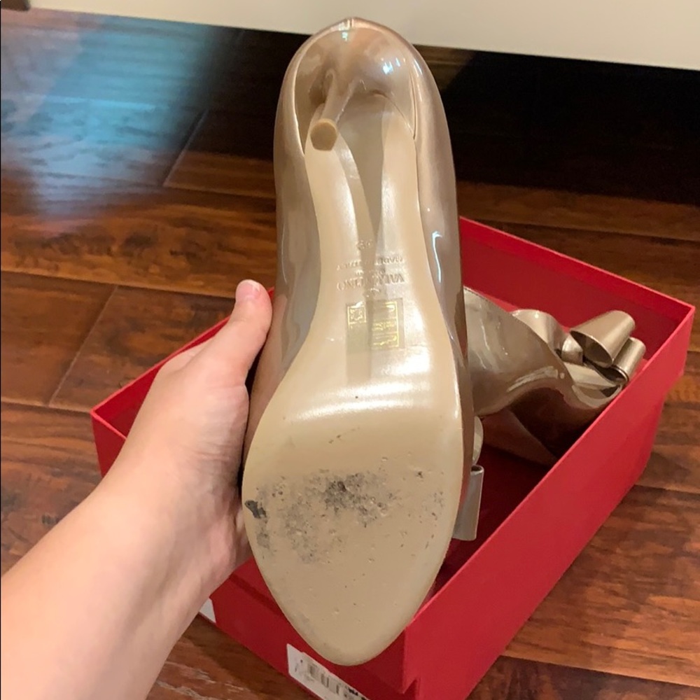 Valentino - Picture 5 of 5